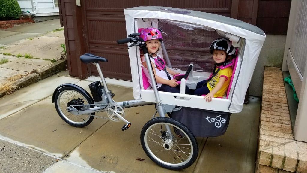 Taga family elettrica trasporto 2 bambini con tettuccio reale