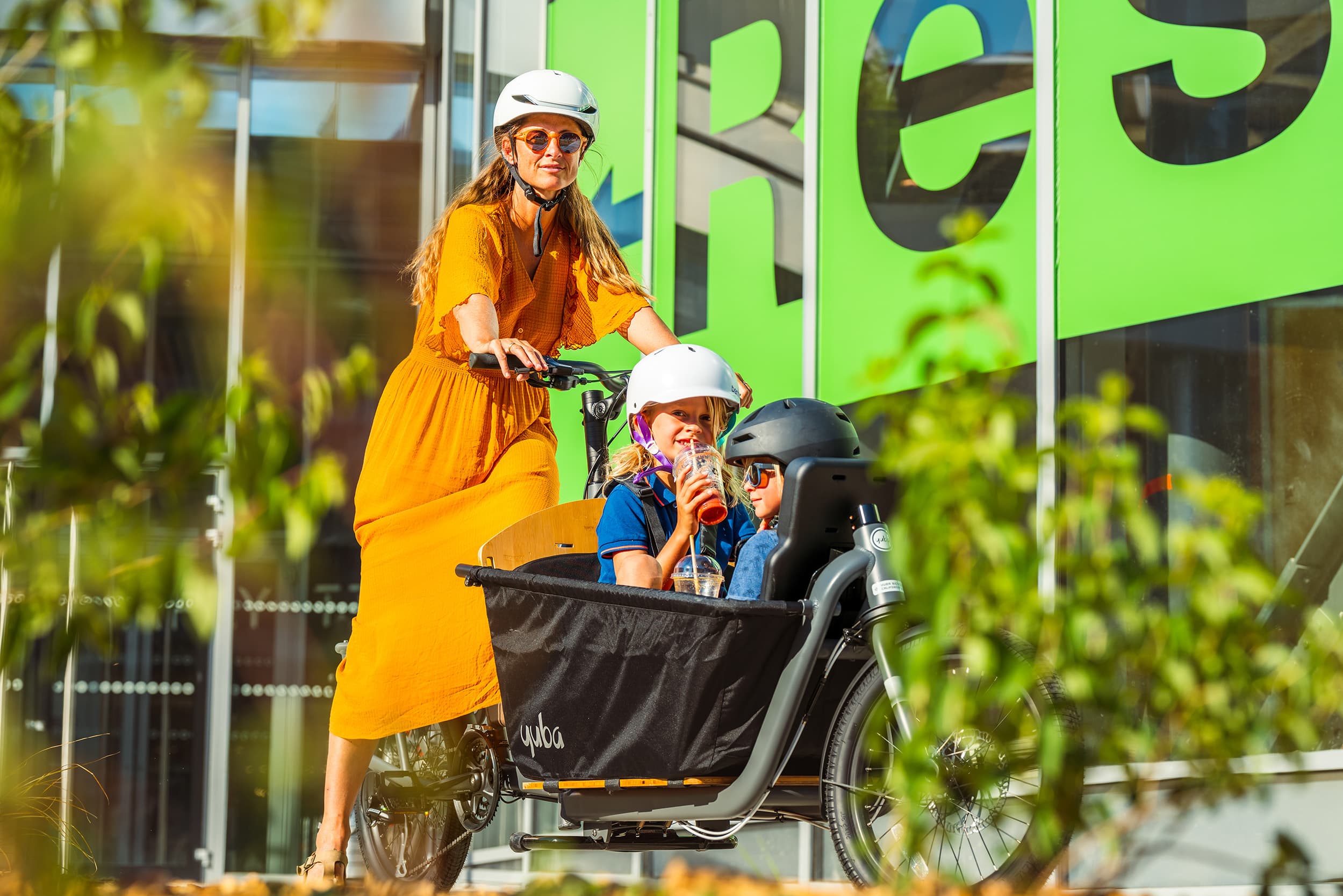 Fahrrad mit Vorderradträger: Yuba Super Cargo