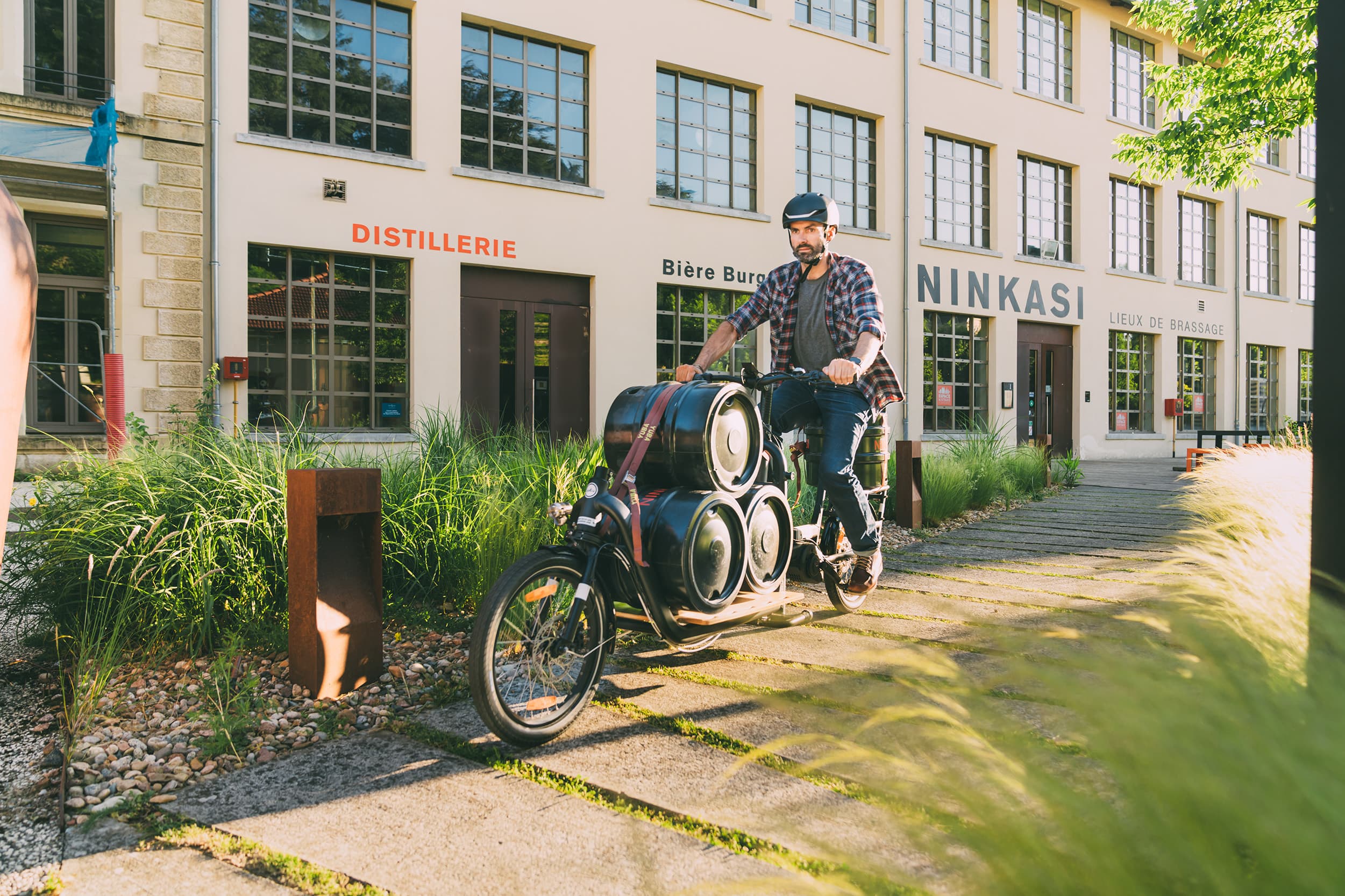 Elektrisches Lastenrad - Yuba Super Cargo
