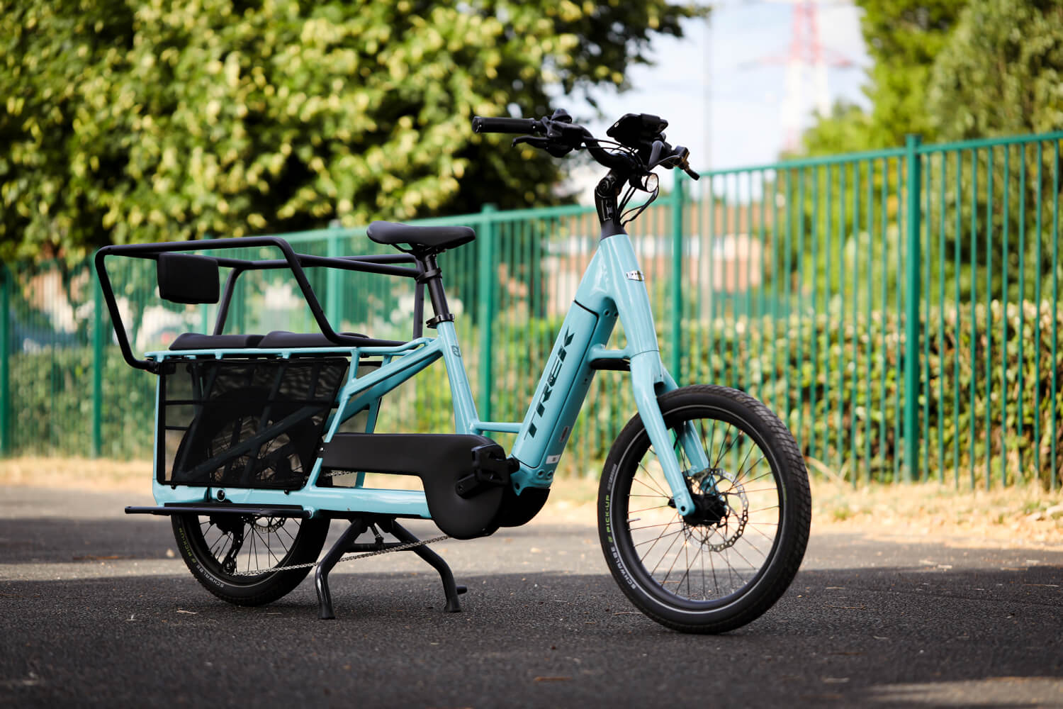 TREK Fetch+ 2 TREK Fetch+ 2 Lifestyle